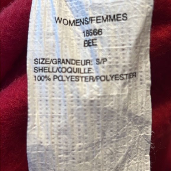 Woolrich S Red Fleece Vest Pit to pit 18.5” length 25” - Picture 5 of 6